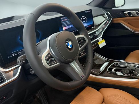 New 2026 BMW X5 xDrive40i w/ M Sport Package image 4