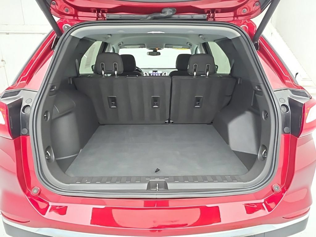 Used 2019 Chevrolet Equinox LT AWD/4WD image 47
