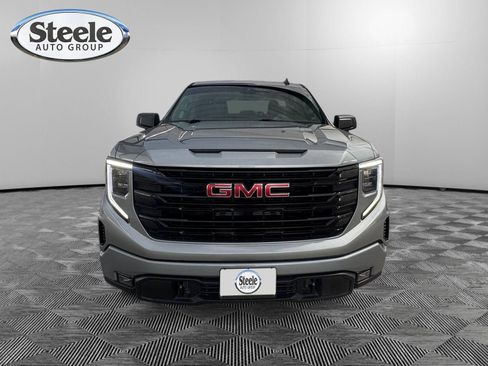Used 2025 GMC Sierra 1500 Elevation AWD/4WD image 8