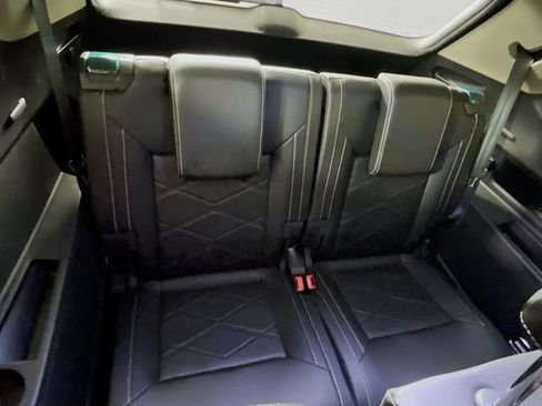 Used 2024 Volkswagen Atlas SE FWD image 27