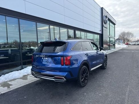 Used 2023 Kia Sorento SX image 3