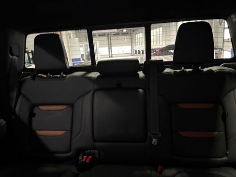 Used 2022 GMC Sierra 2500 AT4 w/ AT4 Premium Plus Package image 24