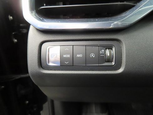 Used 2025 GMC Acadia Denali w/ Super Cruise Package image 45