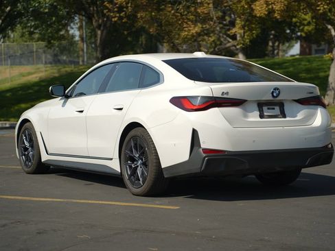 Used 2024 BMW i4 xDrive40i w/ Premium Package AWD/4WD image 3
