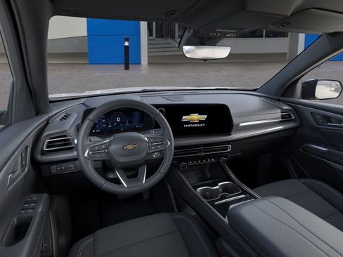 New 2026 Chevrolet Traverse LT w/ Driver Confidence Package image 15