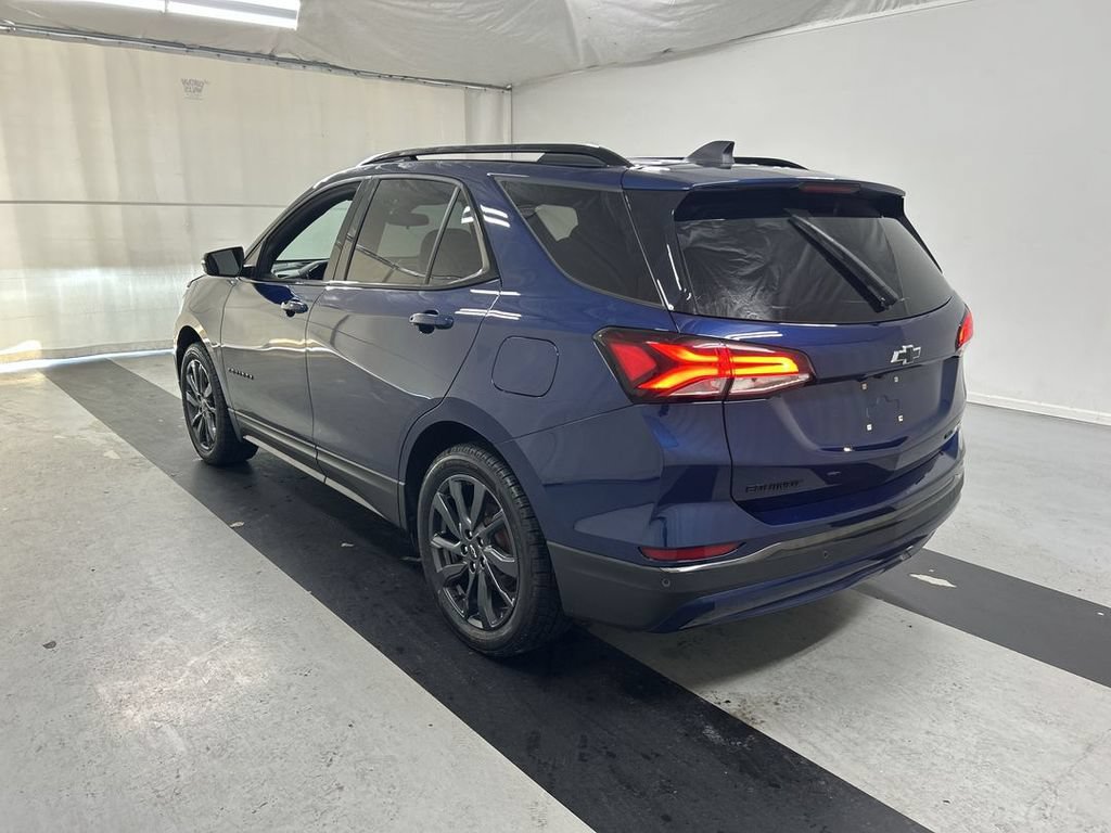 Certified 2023 Chevrolet Equinox RS w/ RS Leather Package AWD/4WD image 7