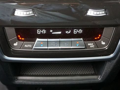 New 2027 BMW X7 xDrive40i w/ M Sport Package AWD/4WD image 16
