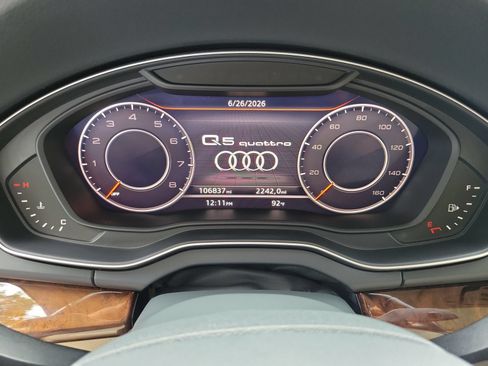 Used 2018 Audi Q5 2.0T Premium Plus w/ Premium Plus Package AWD/4WD image 19