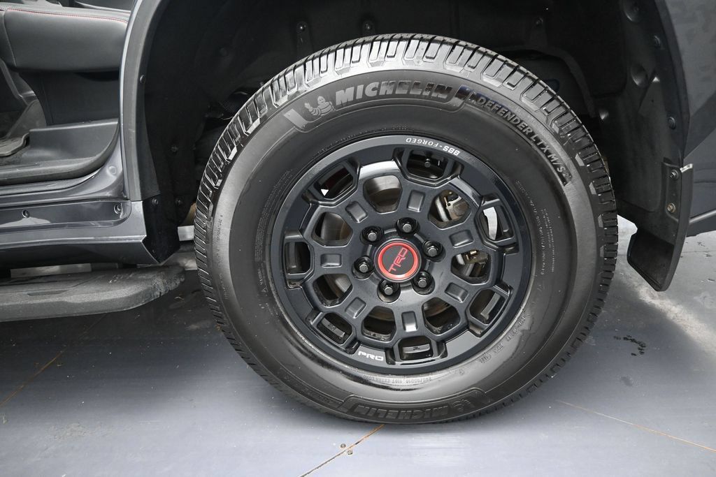 Used 2024 Toyota Sequoia TRD Pro AWD/4WD image 43