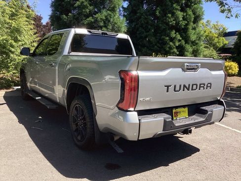 Used 2024 Toyota Tundra Limited AWD/4WD image 10