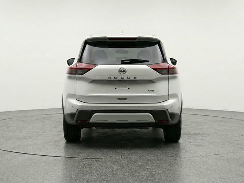 Used 2025 Nissan Rogue SV FWD image 7