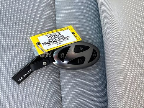 Used 2025 Hyundai Kona SEL FWD image 27