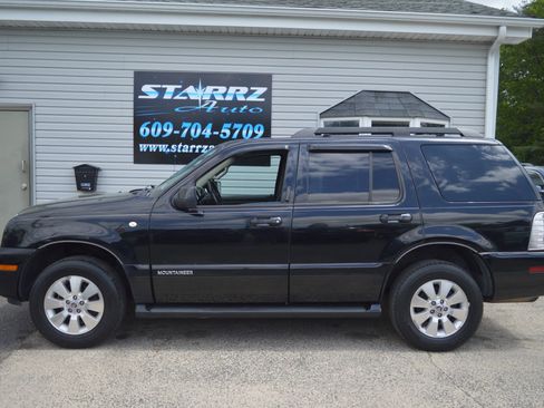 Used 2007 Mercury Mountaineer AWD image 2