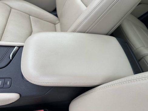 Used 2019 Cadillac XT5 Luxury image 37