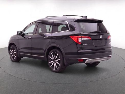 Used 2019 Honda Pilot Touring image 5