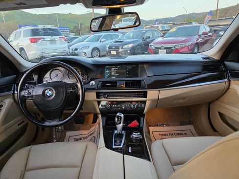 Used 2011 BMW 528i Sedan image 12