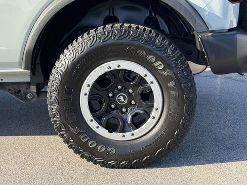 Certified 2023 Ford Bronco 4-Door w/ Sasquatch Package image 10