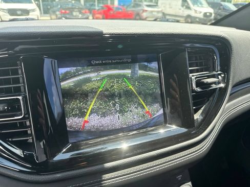 Used 2021 Dodge Durango GT w/ Blacktop Package RWD image 3