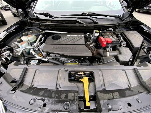 Used 2023 Nissan Rogue SV AWD/4WD image 12