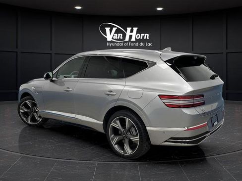 Used 2025 Genesis GV80 3.5T Prestige image 3