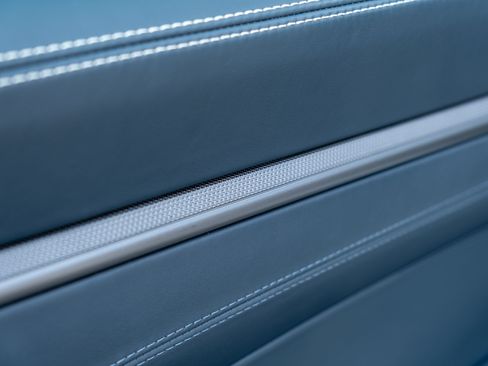 Certified 2023 Porsche 911 Carrera RWD image 43