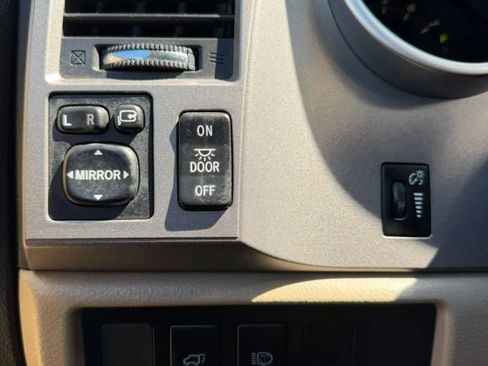 Used 2012 Toyota Sequoia Limited RWD image 30