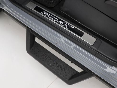 Used 2023 Nissan Frontier PRO-4X w/ Pro Convenience Package image 20