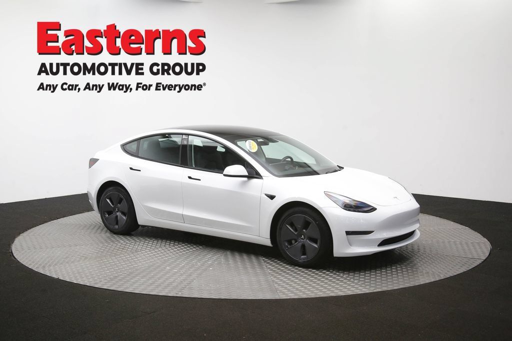 Used 2023 Tesla Model 3 Standard Range RWD image 46