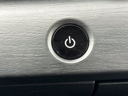 Certified 2024 Nissan Ariya AWD image 26