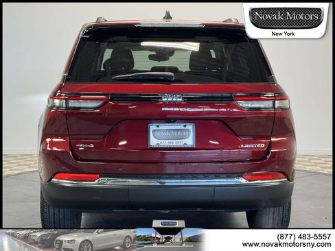 Used 2023 Jeep Grand Cherokee Limited AWD/4WD image 7