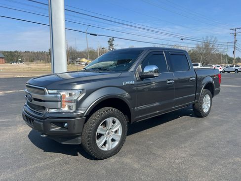Used 2019 Ford F150 Platinum w/ Max Trailer Tow Package image 2