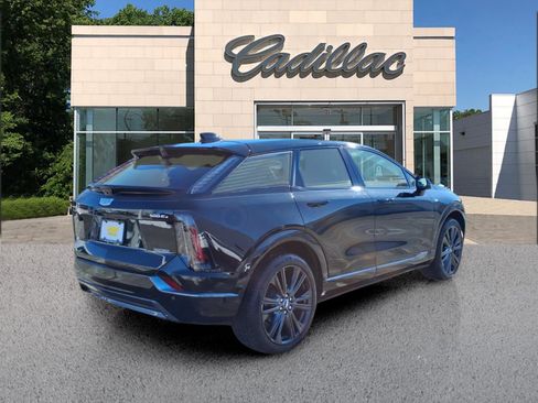 New 2026 Cadillac Optiq Sport 2 image 5