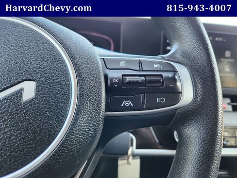 Used 2023 Kia Sportage LX image 17