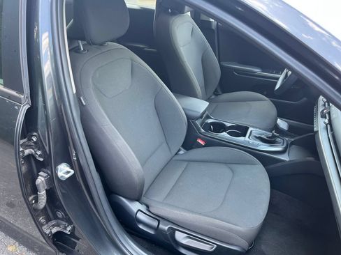 Used 2026 Kia K4 FWD image 35