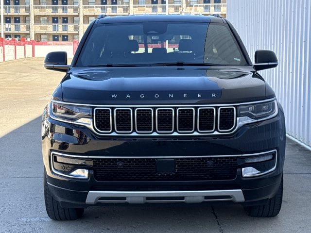 Used 2024 Jeep Wagoneer L Series II w/ Flexible Seating Group RWD image 7