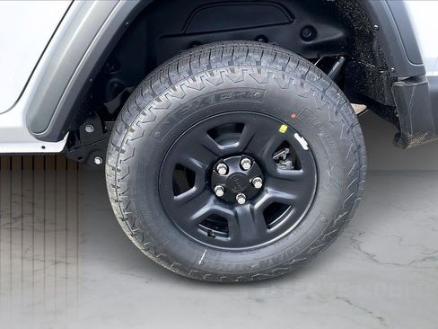 New 2026 Jeep Wrangler Unlimited Sport AWD/4WD image 31