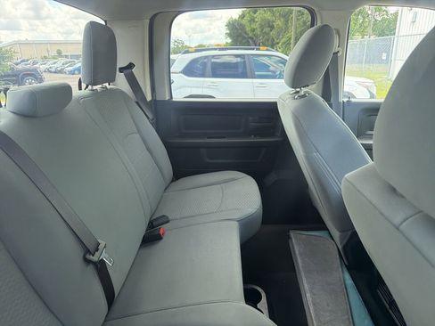 Used 2018 RAM 1500 Express w/ Express Value Package AWD/4WD image 11