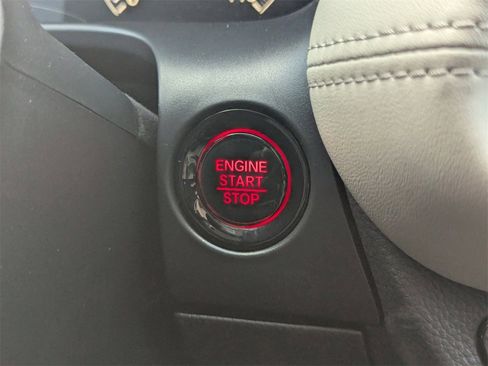 New 2026 Honda HR-V LX image 17