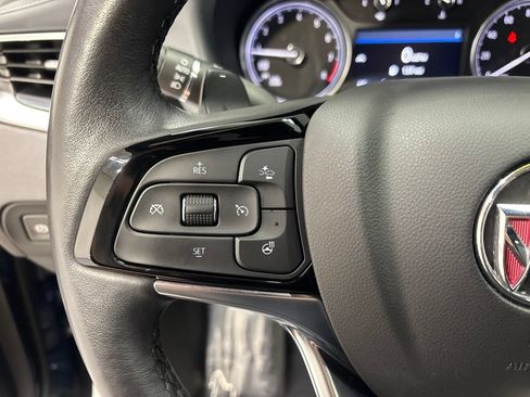 Used 2023 Buick Enclave Essence AWD/4WD image 13