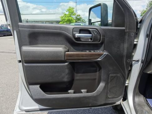 Used 2021 Chevrolet Silverado 3500 LT w/ Convenience Package AWD/4WD image 12
