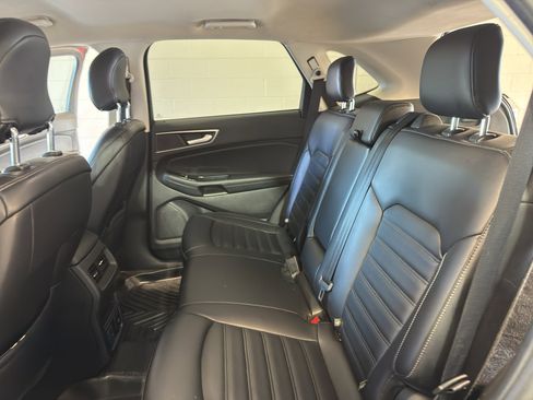 Used 2019 Ford Edge SEL w/ Equipment Group 201A AWD/4WD image 26