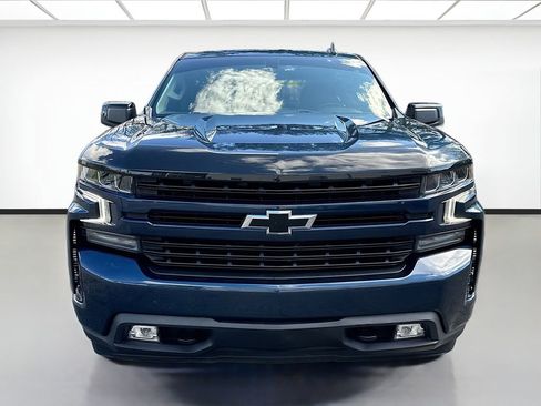 Used 2021 Chevrolet Silverado 1500 RST image 2