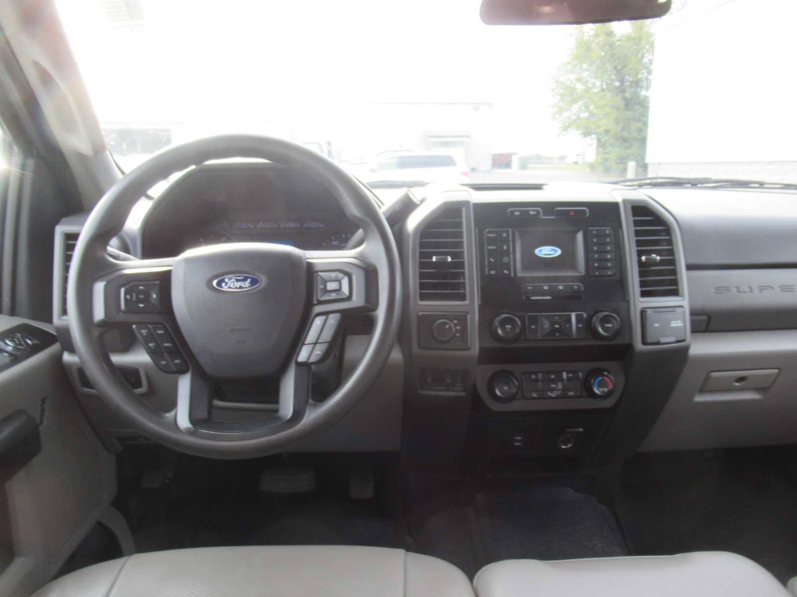 Used 2020 Ford F550 4x4 Crew Cab Super Duty image 13