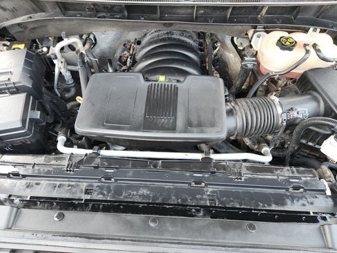Used 2021 Chevrolet Silverado 1500 LT RWD image 30