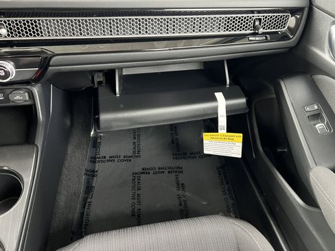 Used 2025 Honda Civic LX image 33