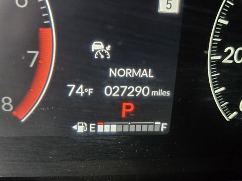 Used 2024 Honda Pilot EX-L image 27