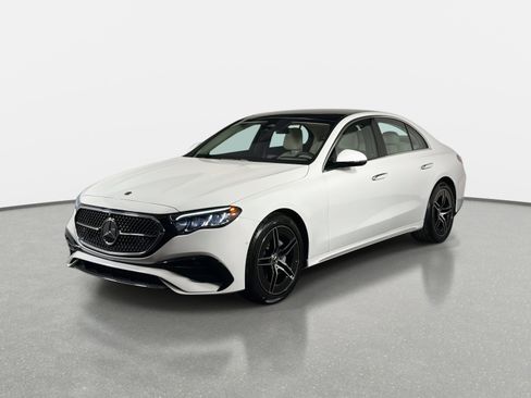 Used 2026 Mercedes-Benz E 350 4MATIC Sedan image 7