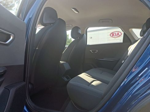 Certified 2025 Kia K4 FWD image 11