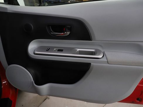 Used 2013 Toyota Prius C Four image 9