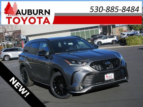 New 2026 Toyota Highlander XSE image 1